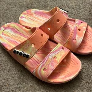 Crocs Marbled Slides